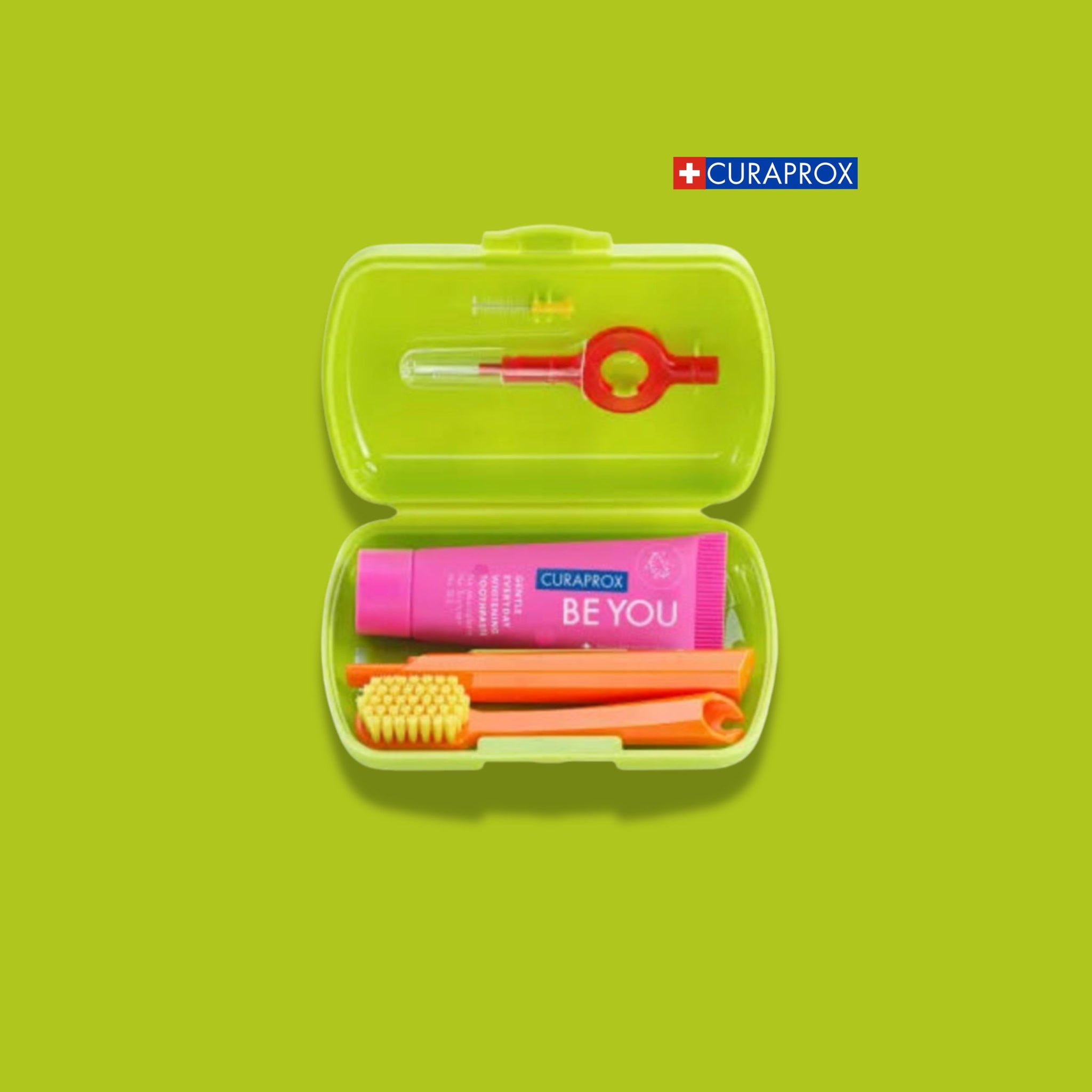 Travel set. Green