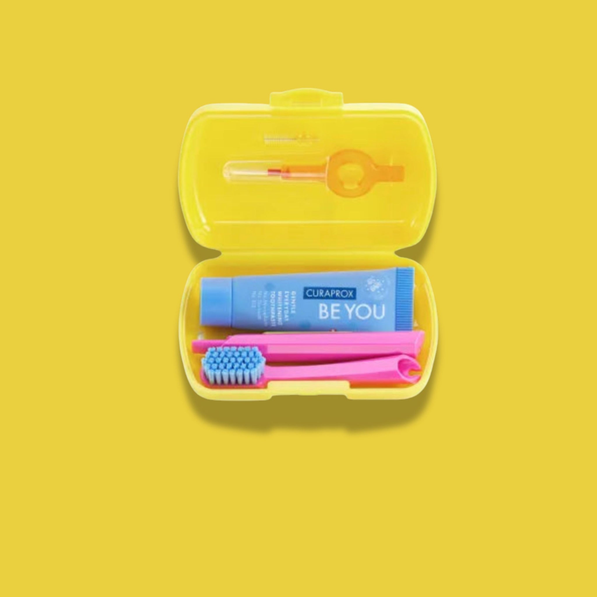 Travel set. Yellow