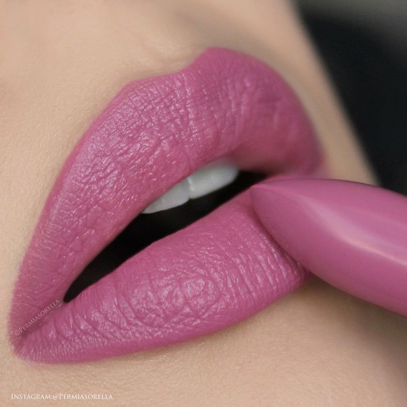 Mineral Creme Lipstick