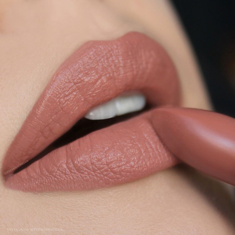 Mineral Creme Lipstick