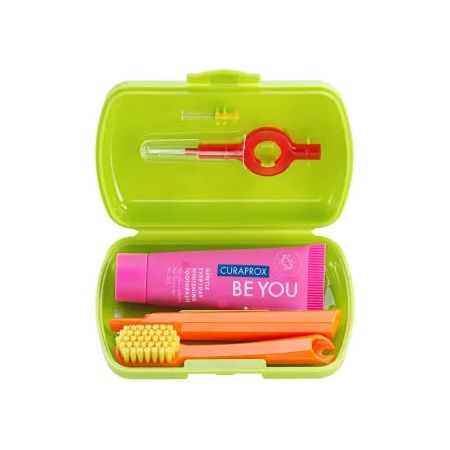Travel set. Green
